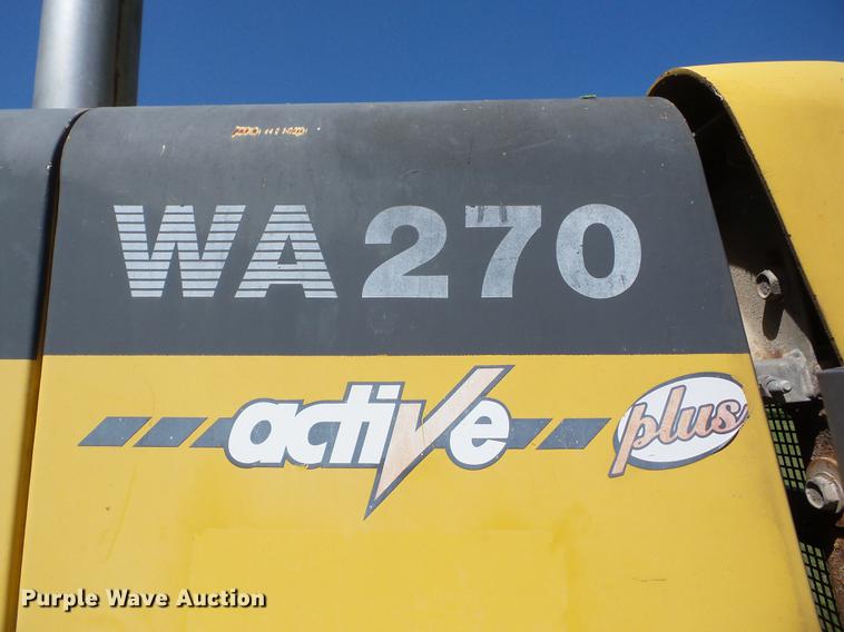 image for item L4368 2002 Komatsu WA270 wheel loader