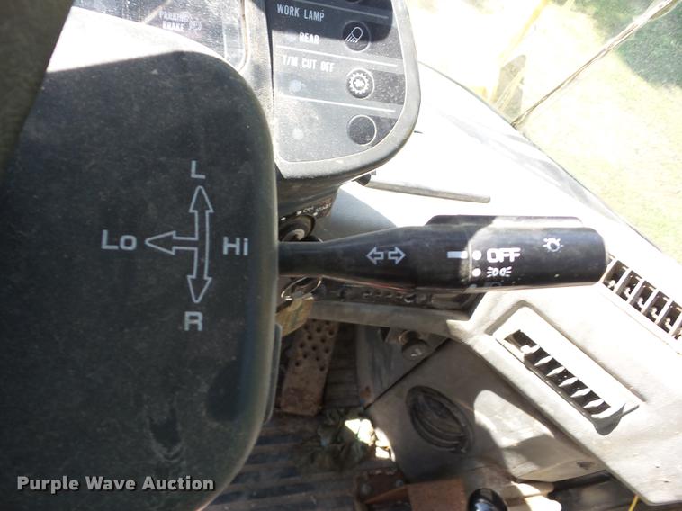 image for item L4368 2002 Komatsu WA270 wheel loader