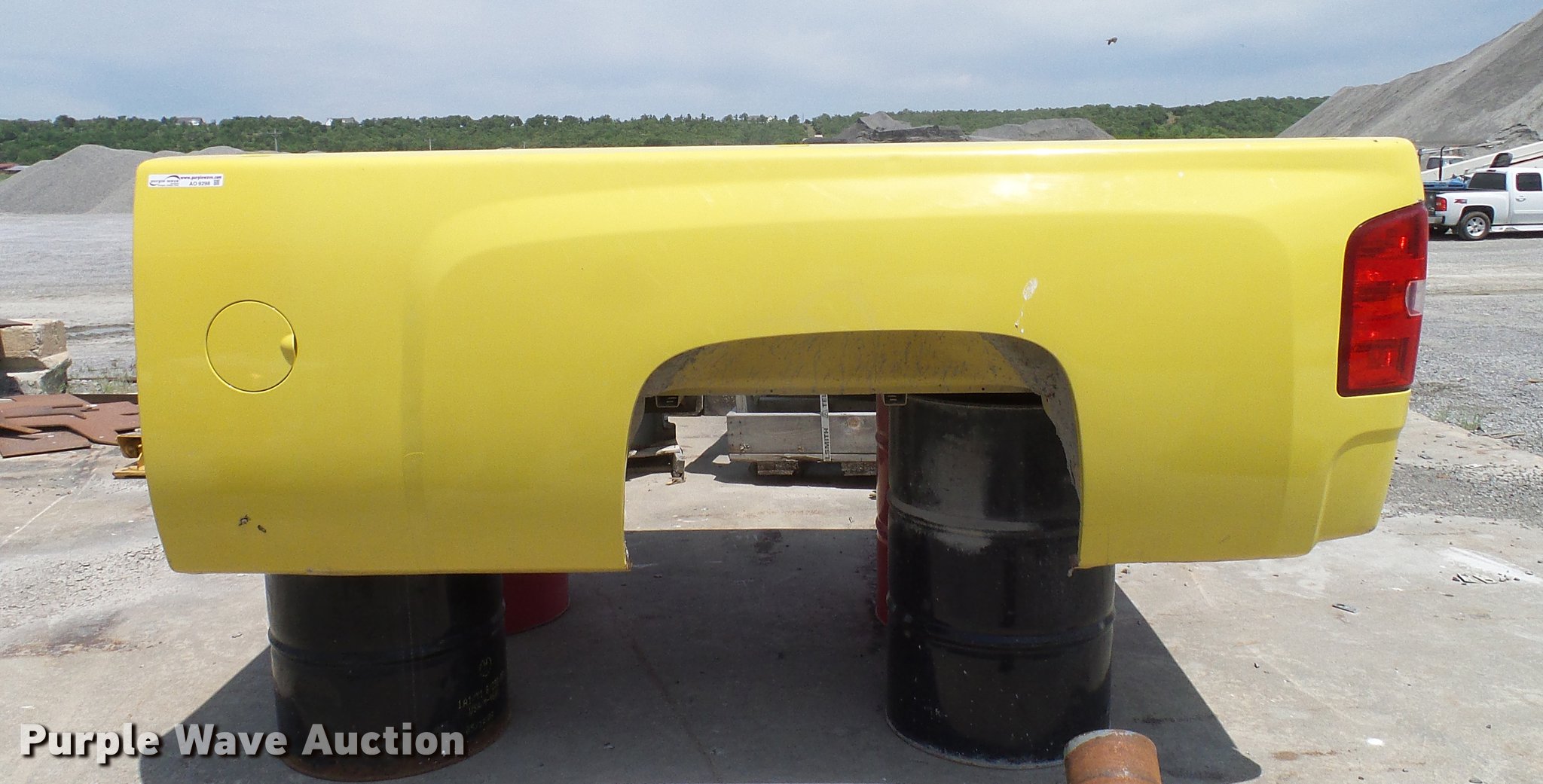 2009 Chevrolet Silverado pickup truck bed in Hartshorne, OK Item