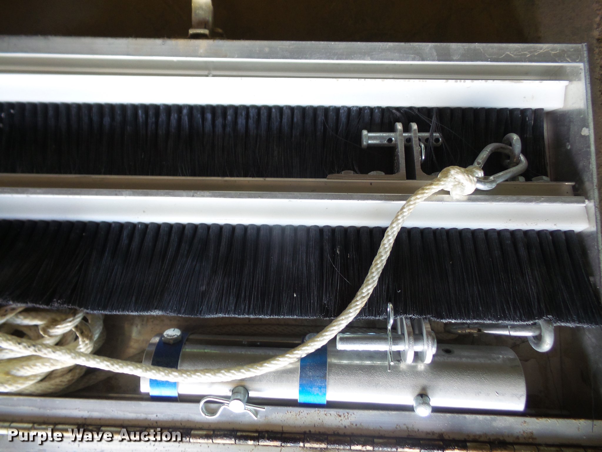 (6) concrete rope brooms in Mayetta, KS Item EJ9398 sold Purple Wave