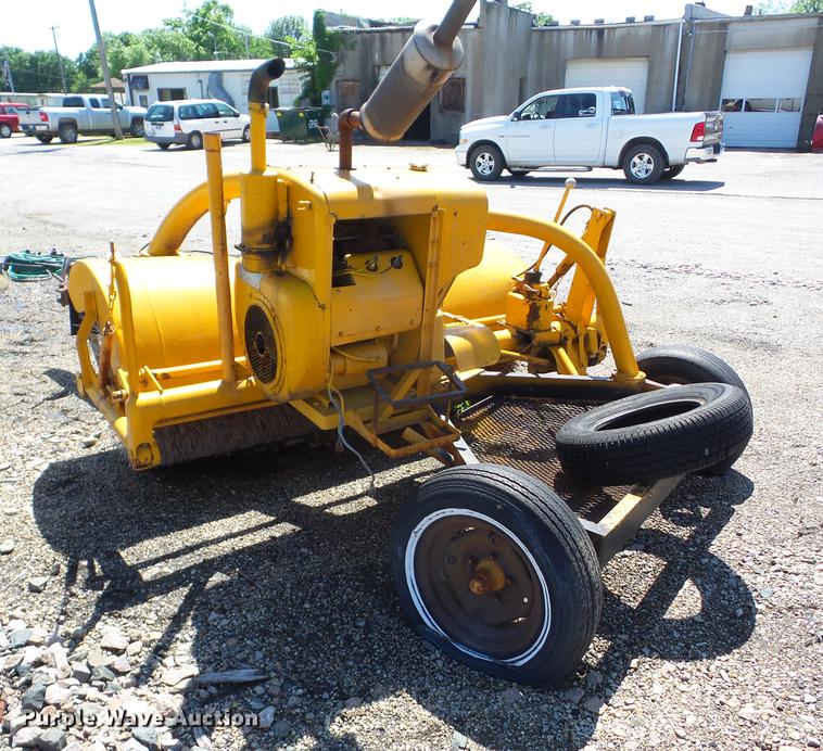 image for item BI9529 W.E. Grace 1609 sweeper