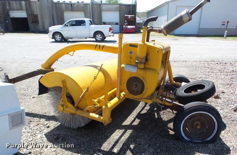 image for item BI9529 W.E. Grace 1609 sweeper