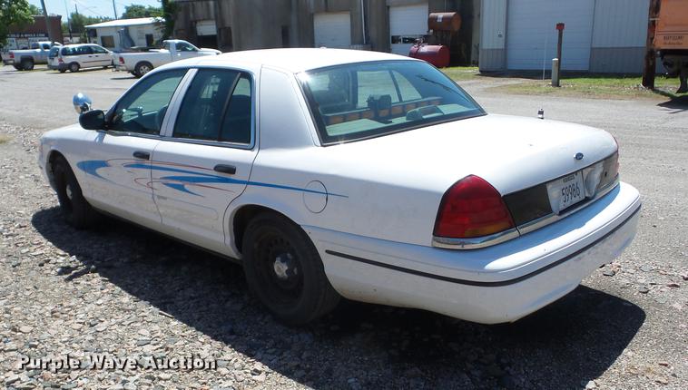 image for item BI9530 1999 Ford Crown Victoria Police Interceptor