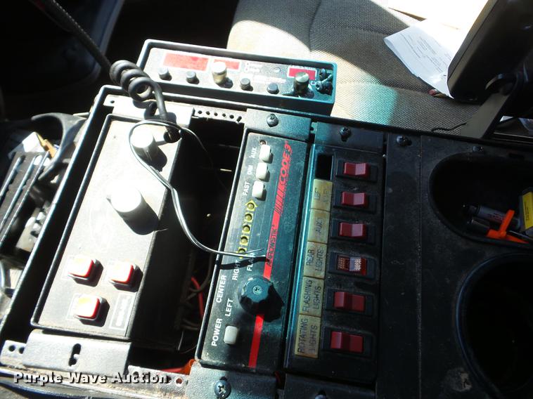 image for item BI9530 1999 Ford Crown Victoria Police Interceptor