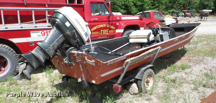 image for item BI9547 1975 Monark aluminum boat