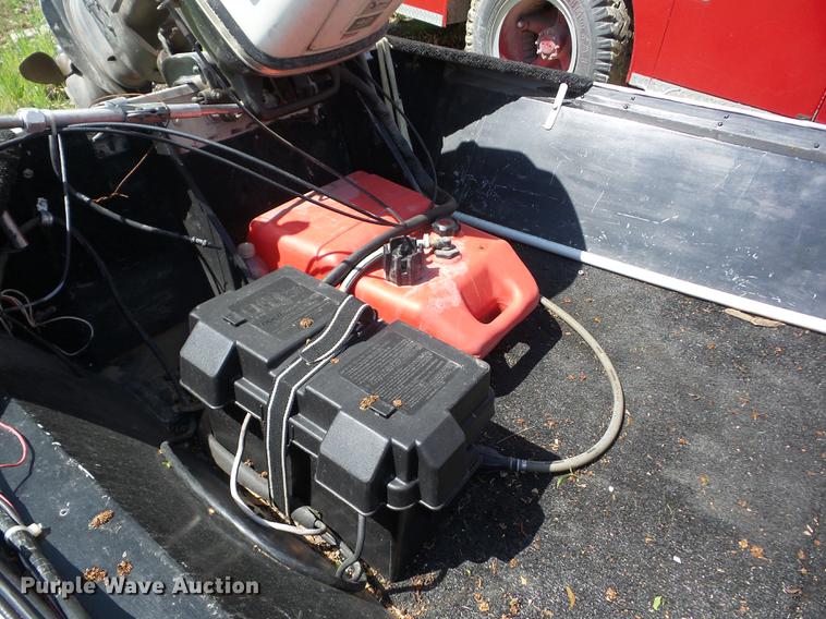 image for item BI9547 1975 Monark aluminum boat