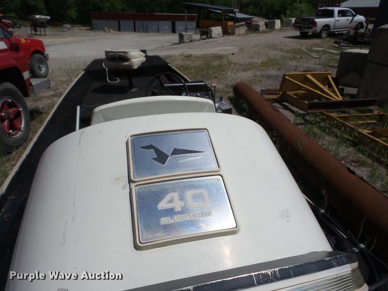 image for item BI9547 1975 Monark aluminum boat