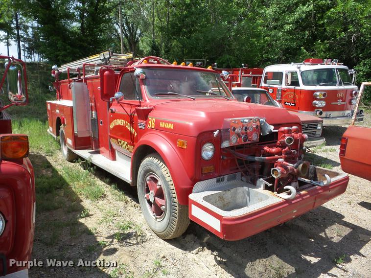 image for item BI9549 1972 Chevrolet C50 fire truck