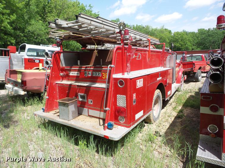 image for item BI9549 1972 Chevrolet C50 fire truck