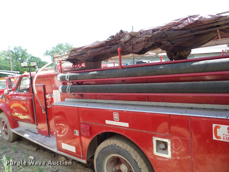 image for item BI9549 1972 Chevrolet C50 fire truck