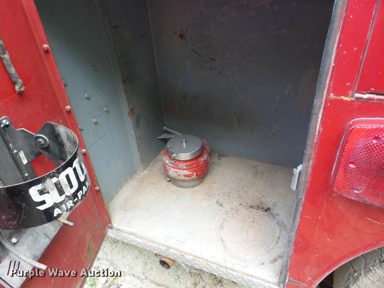 image for item BI9549 1972 Chevrolet C50 fire truck