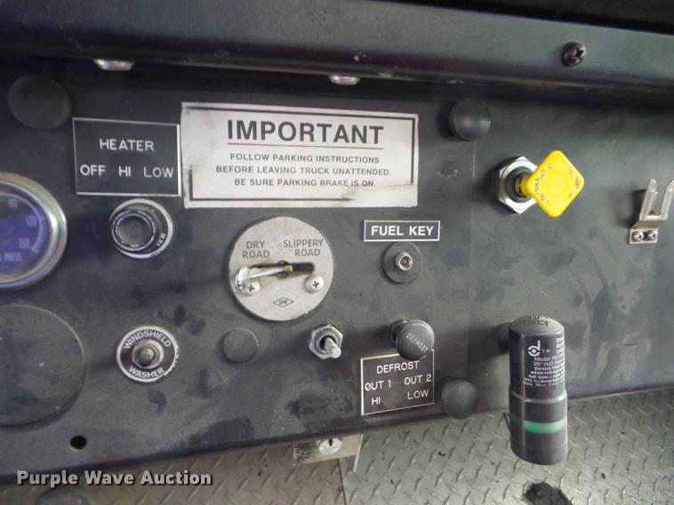 image for item BI9551 1981 American Lafrance pumper fire truck