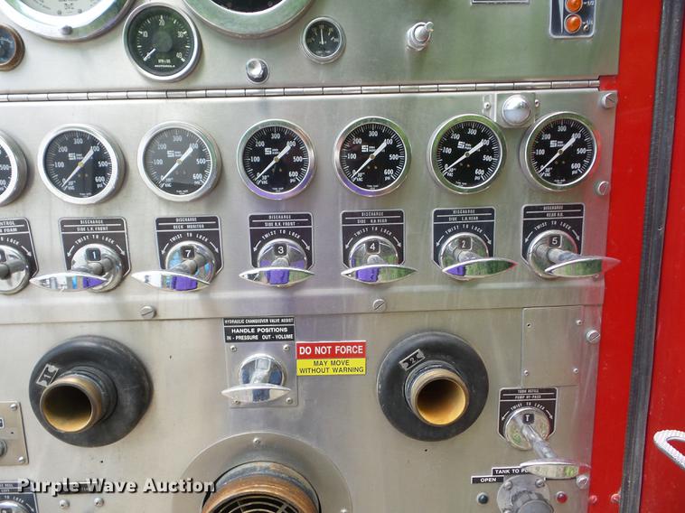 image for item BI9551 1981 American Lafrance pumper fire truck