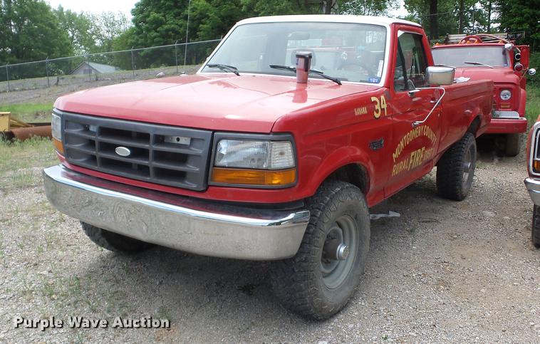 image for item BI9553 1994 Ford F250 pickup truck