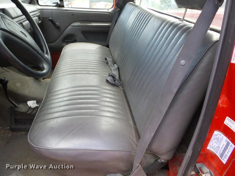 image for item BI9553 1994 Ford F250 pickup truck