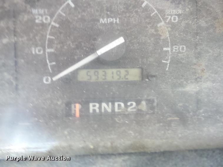 image for item BI9553 1994 Ford F250 pickup truck