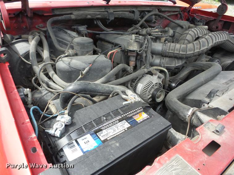 image for item BI9553 1994 Ford F250 pickup truck