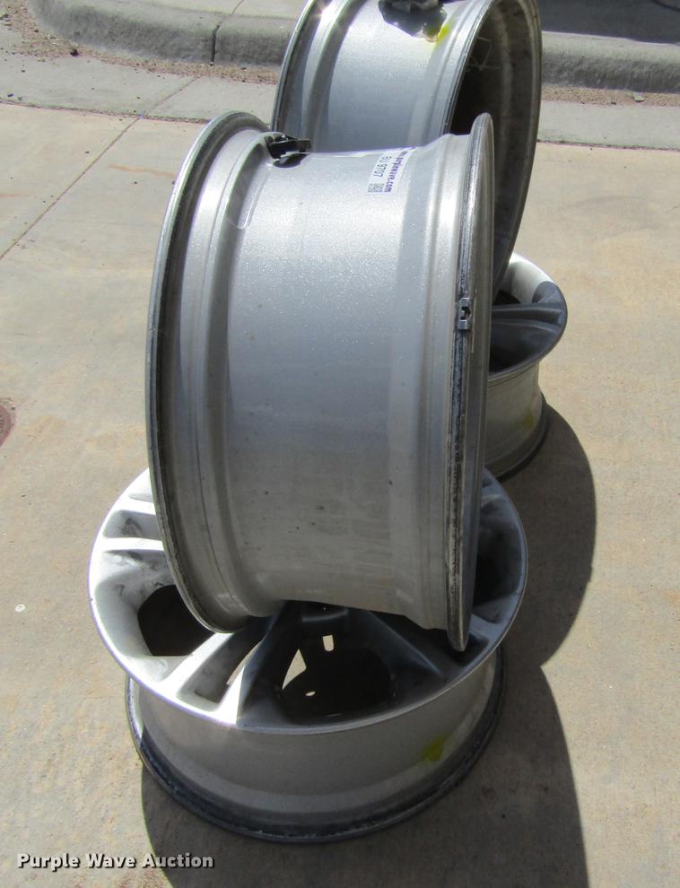 image for item BU9707 Ford 18" wheels