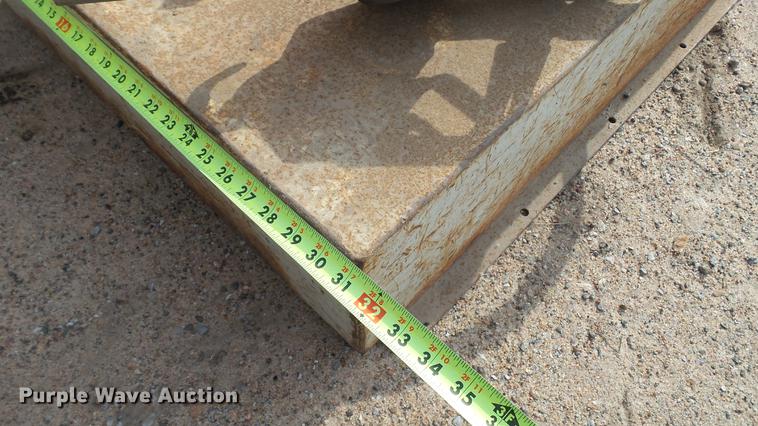 image for item BW9189 L-shaped fuel tank