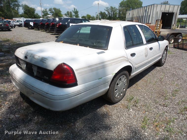 image for item DA1681 2011 Ford Crown Victoria Police Interceptor