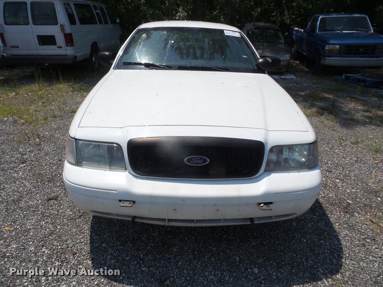 image for item DA1681 2011 Ford Crown Victoria Police Interceptor