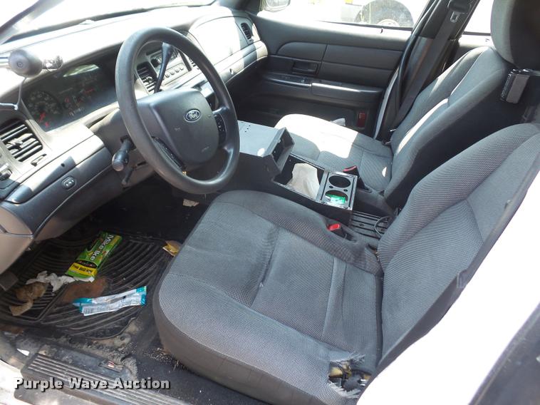 image for item DA1681 2011 Ford Crown Victoria Police Interceptor