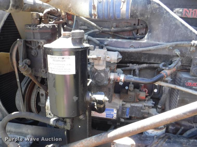 image for item DA1743 1996 Freightliner FLD semi truck