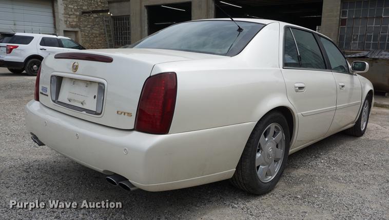 image for item DB6029 2002 Cadillac DeVille DTS