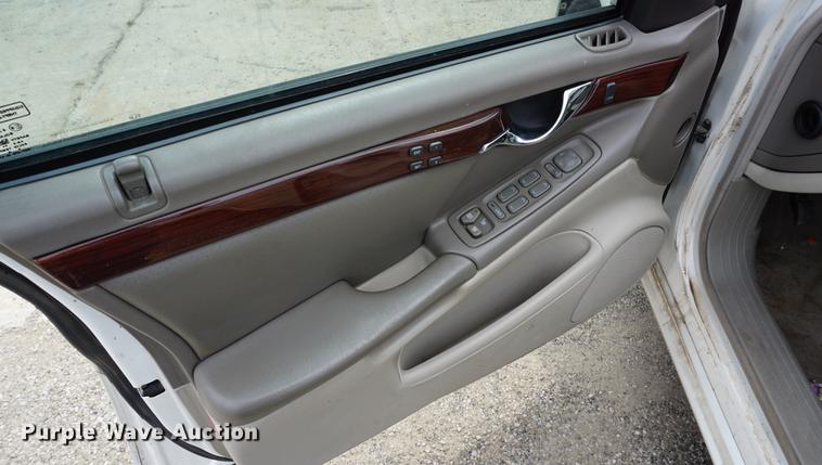 image for item DB6029 2002 Cadillac DeVille DTS