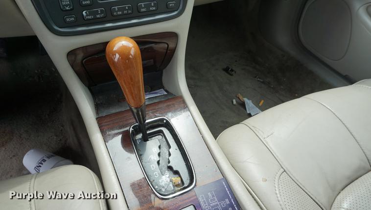 image for item DB6029 2002 Cadillac DeVille DTS