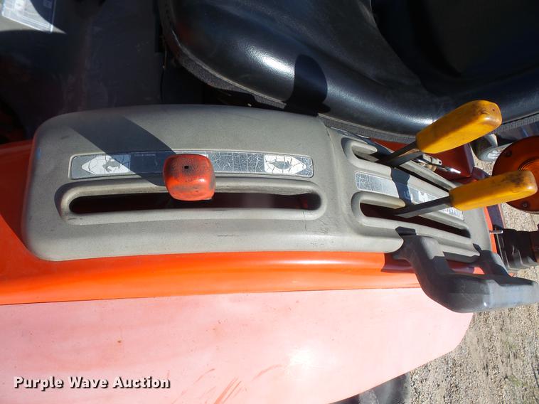 image for item DB6085 Kubota B2400 MFWD tractor