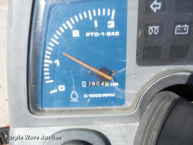 image for item DB6085 Kubota B2400 MFWD tractor