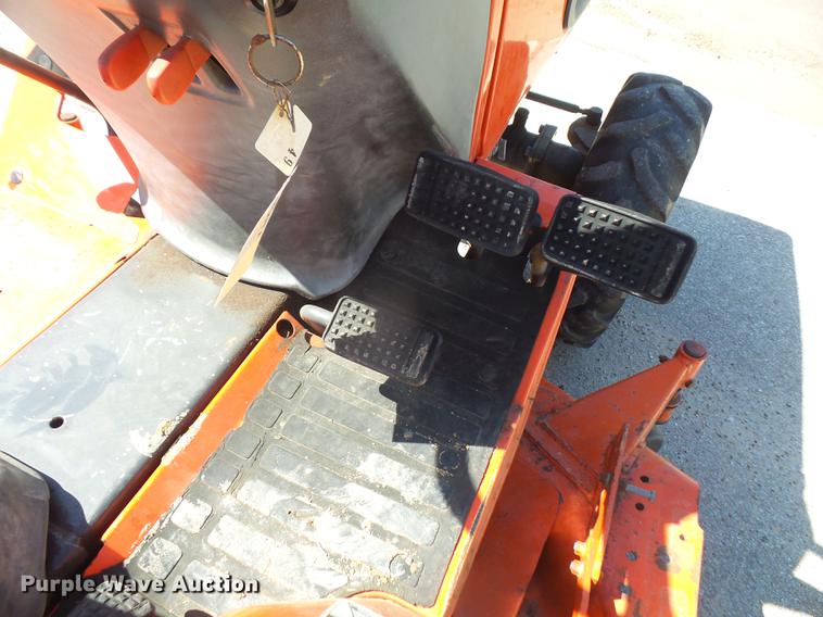 image for item DB6085 Kubota B2400 MFWD tractor