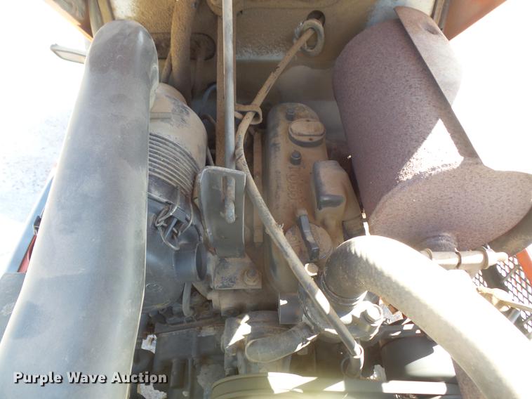 image for item DB6085 Kubota B2400 MFWD tractor