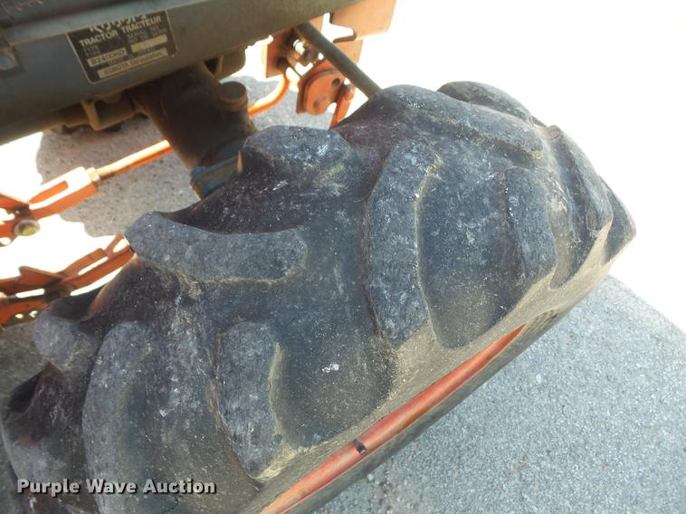 image for item DB6085 Kubota B2400 MFWD tractor