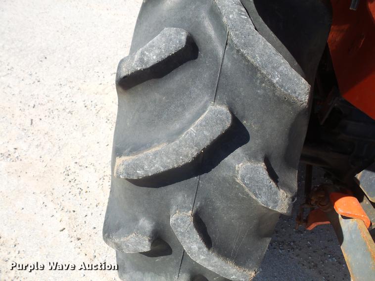 image for item DB6085 Kubota B2400 MFWD tractor