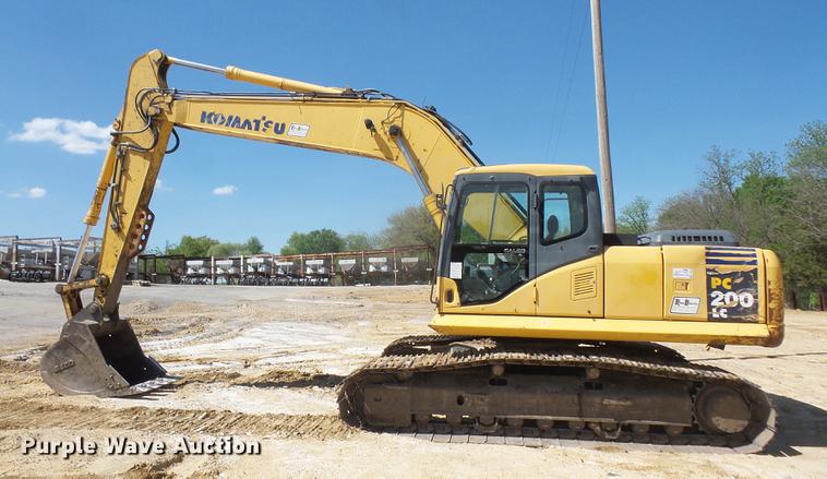 image for item DB6086 2005 Komatsu PC200LC-7 excavator
