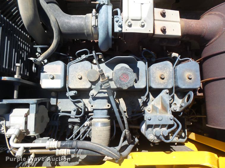 image for item DB6086 2005 Komatsu PC200LC-7 excavator