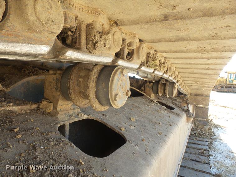 image for item DB6086 2005 Komatsu PC200LC-7 excavator