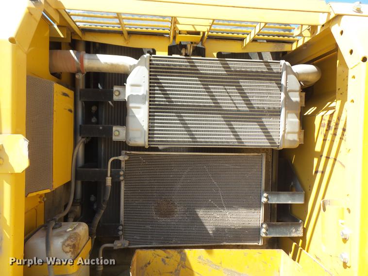 image for item DB6086 2005 Komatsu PC200LC-7 excavator