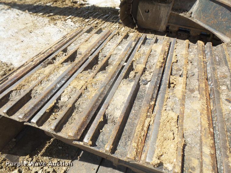 image for item DB6086 2005 Komatsu PC200LC-7 excavator