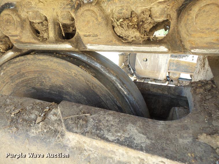 image for item DB6086 2005 Komatsu PC200LC-7 excavator