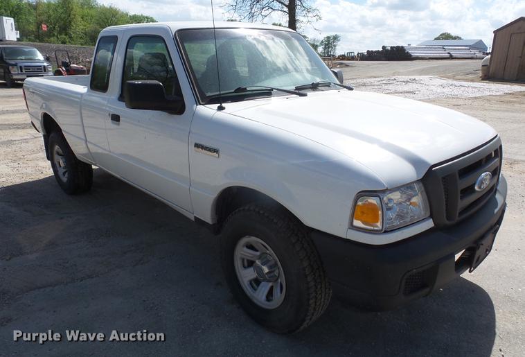 image for item DB6088 2007 Ford Ranger SuperCab pickup truck