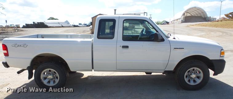 image for item DB6088 2007 Ford Ranger SuperCab pickup truck