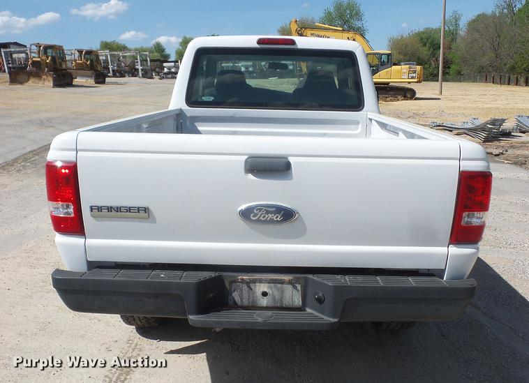 image for item DB6088 2007 Ford Ranger SuperCab pickup truck