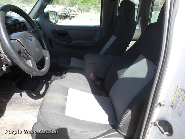 image for item DB6088 2007 Ford Ranger SuperCab pickup truck