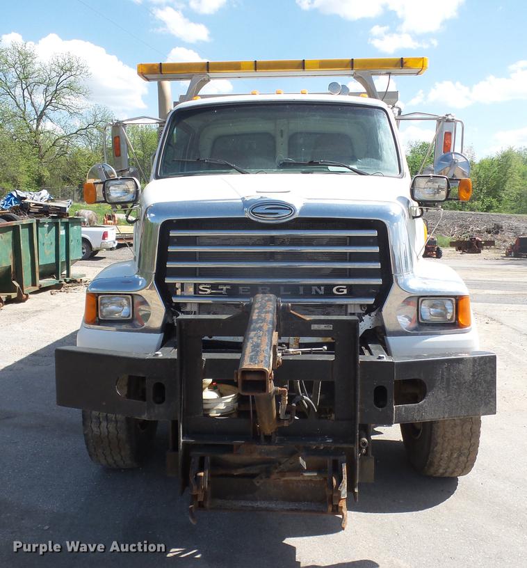 image for item DB6089 2010 Sterling L7500 dump truck