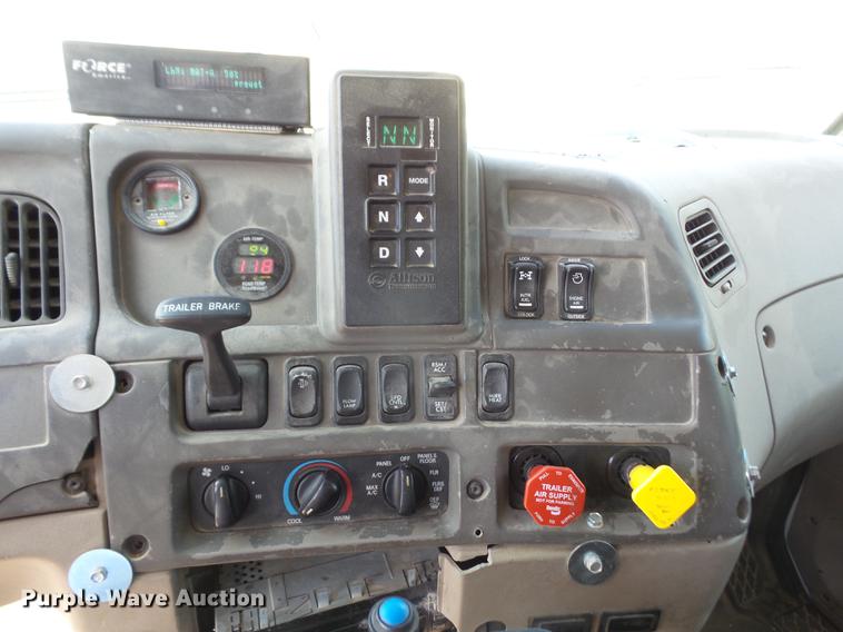 image for item DB6089 2010 Sterling L7500 dump truck