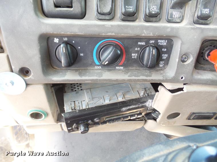 image for item DB6089 2010 Sterling L7500 dump truck