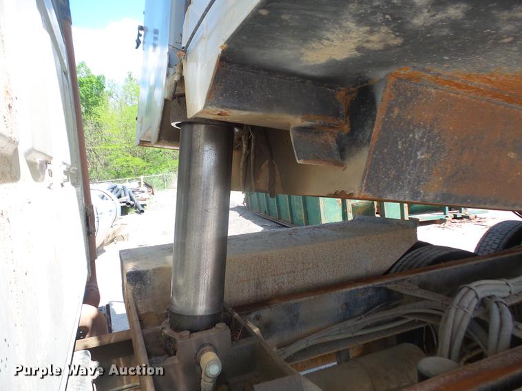 image for item DB6089 2010 Sterling L7500 dump truck